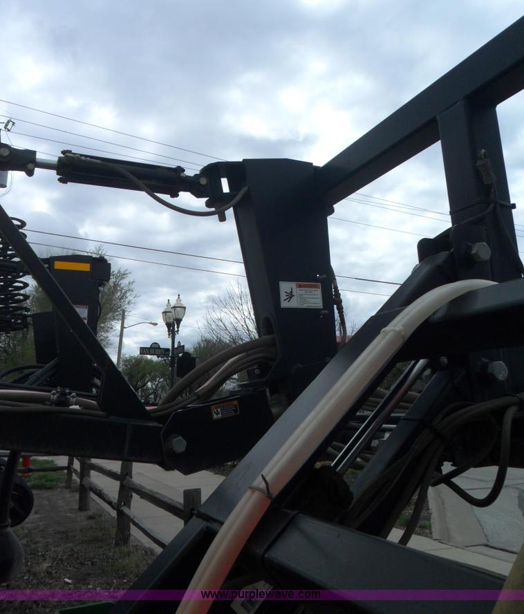 image for item B1092 2005 Bestway Field-Pro III sprayer