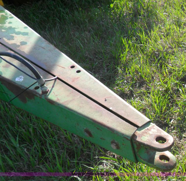 image for item B1093 John Deere 7000 8R30 planter