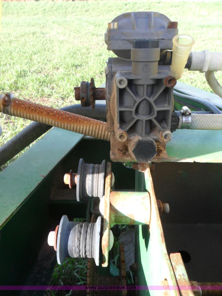 image for item B1093 John Deere 7000 8R30 planter