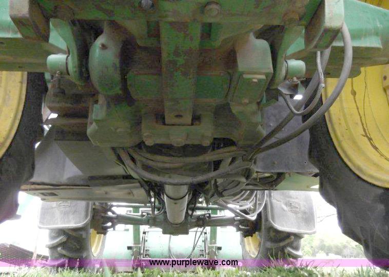 image for item B1103 1995 John Deere 7200 MFWD tractor with loader