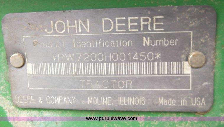 image for item B1103 1995 John Deere 7200 MFWD tractor with loader