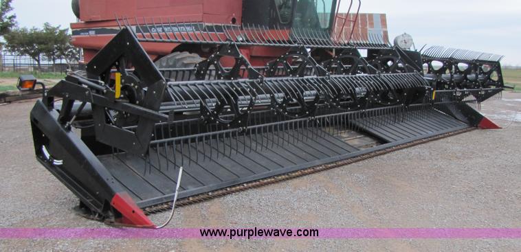 image for item B2258 2006 Case IH 2062 36' flex draper head