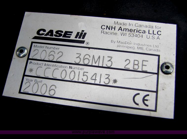 image for item B2258 2006 Case IH 2062 36' flex draper head