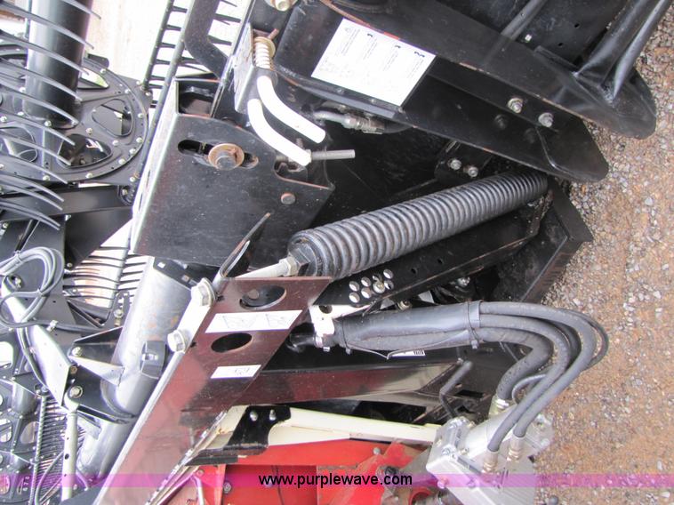 image for item B2258 2006 Case IH 2062 36' flex draper head