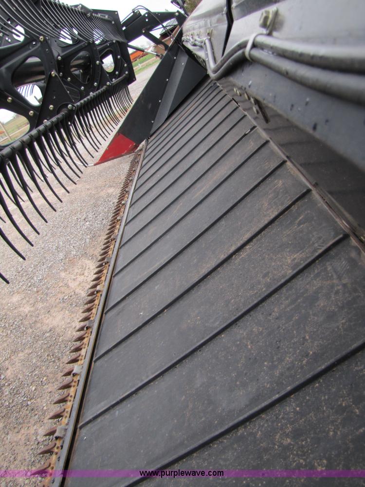 image for item B2258 2006 Case IH 2062 36' flex draper head