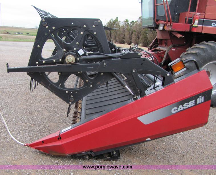 image for item B2258 2006 Case IH 2062 36' flex draper head