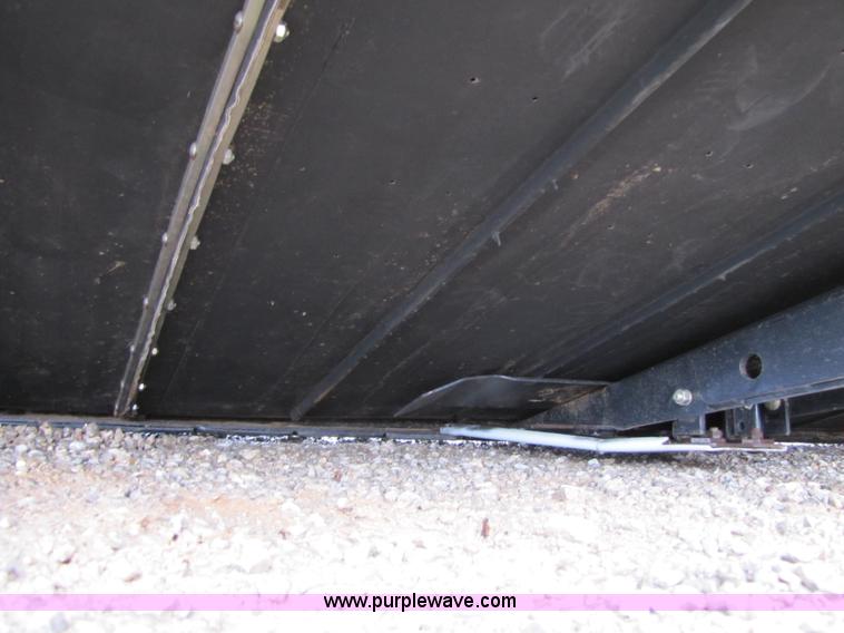 image for item B2258 2006 Case IH 2062 36' flex draper head