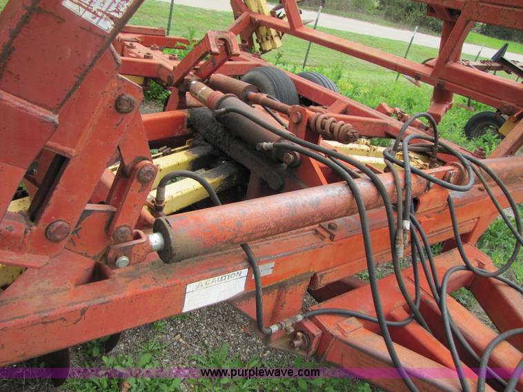 image for item B2266 New Holland TD200 24' disk