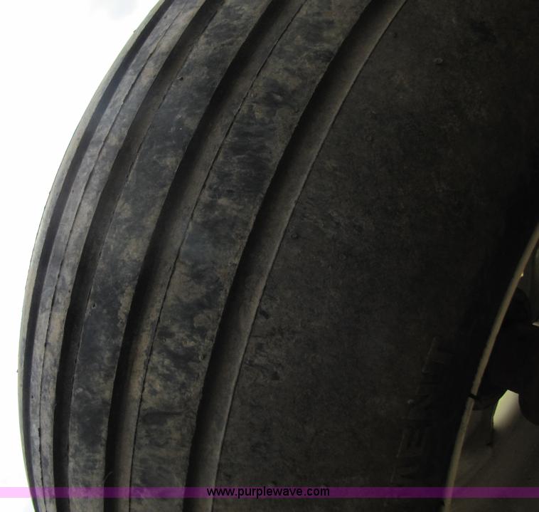 image for item B2266 New Holland TD200 24' disk