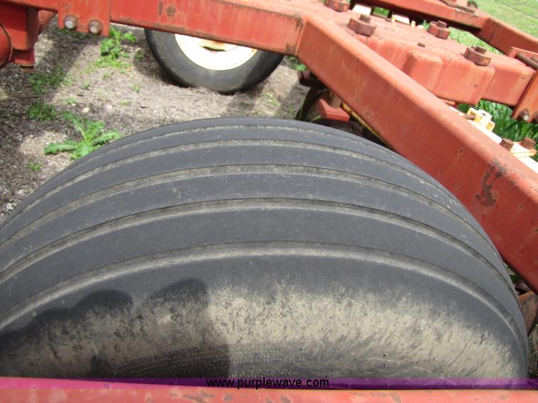 image for item B2266 New Holland TD200 24' disk