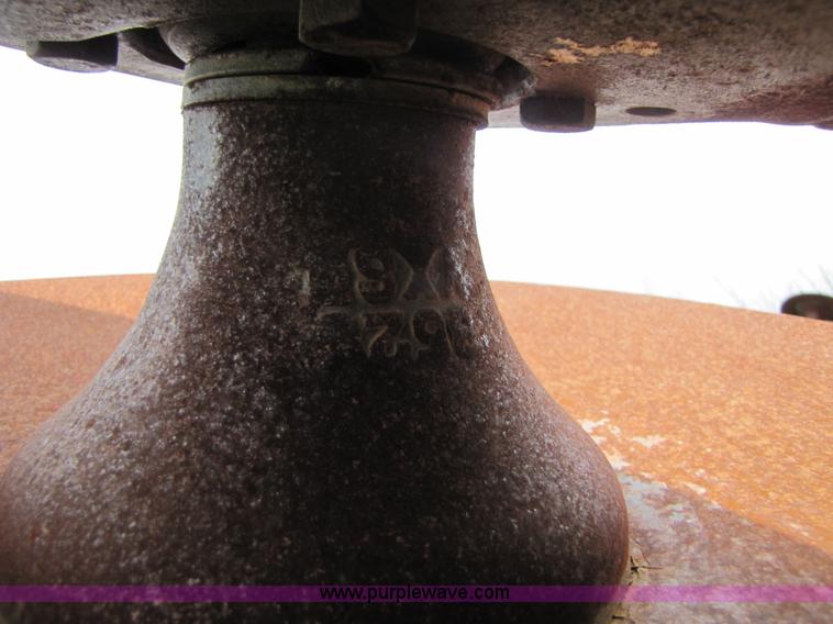 image for item B2266 New Holland TD200 24' disk