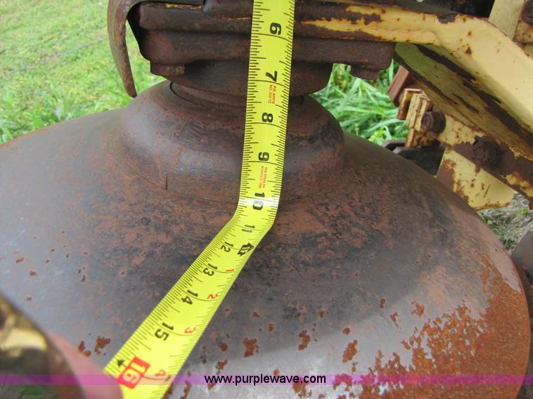 image for item B2266 New Holland TD200 24' disk