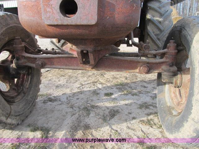 image for item B2642 McCormick WBK tractor