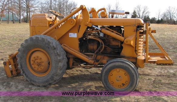 image for item B2643 Allis Chalmers TL10 tractor loader
