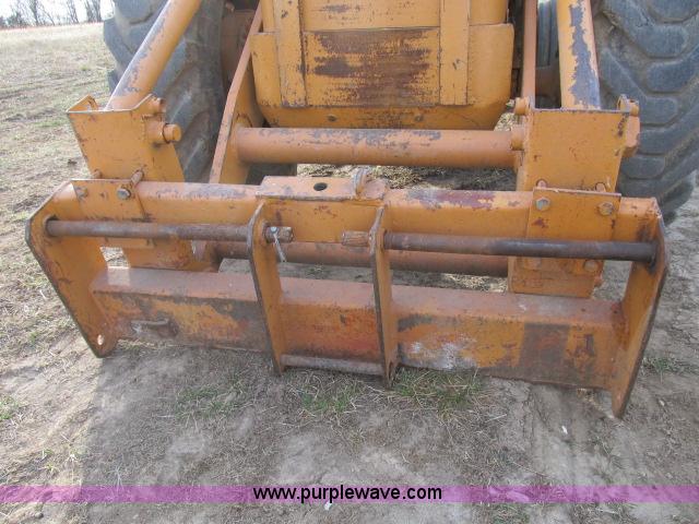 image for item B2643 Allis Chalmers TL10 tractor loader