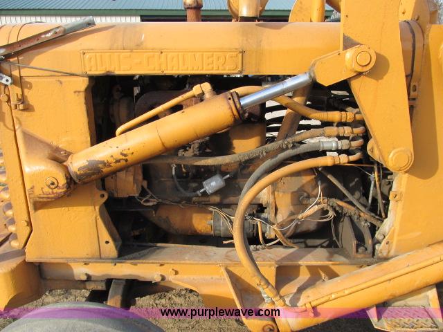 image for item B2643 Allis Chalmers TL10 tractor loader
