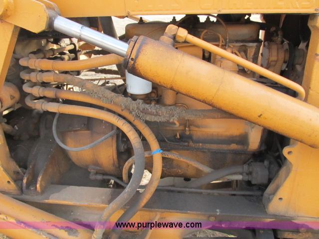 image for item B2643 Allis Chalmers TL10 tractor loader