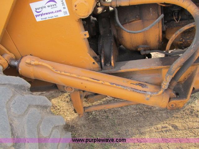 image for item B2643 Allis Chalmers TL10 tractor loader