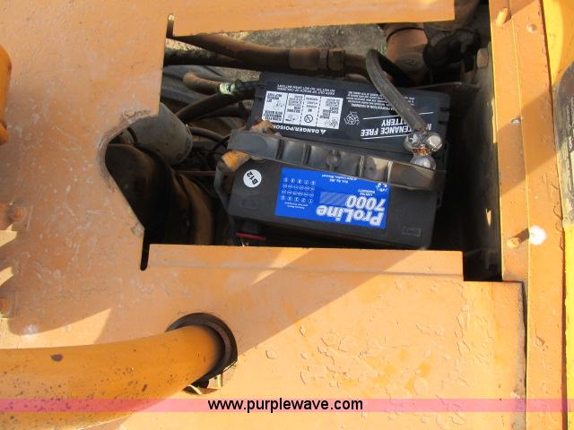 image for item B2643 Allis Chalmers TL10 tractor loader