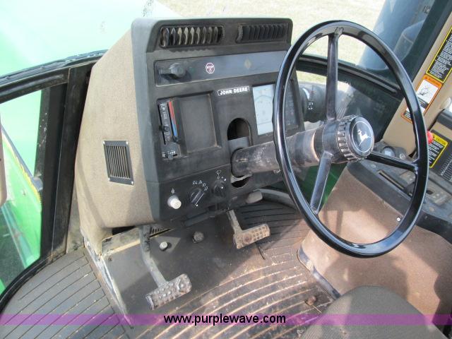 image for item B2647 1996 John Deere 8870 4WD tractor
