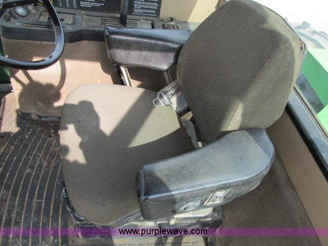 image for item B2647 1996 John Deere 8870 4WD tractor