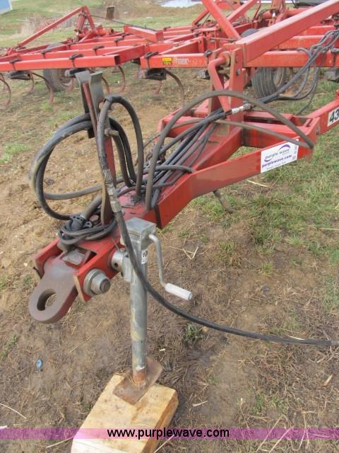image for item B2652 Case IH 4300 40' field cultivator