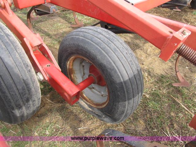 image for item B2652 Case IH 4300 40' field cultivator
