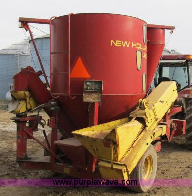image for item B2654 New Holland 355 grinder/mixer with scales