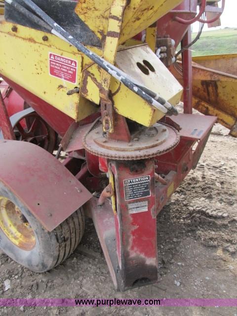 image for item B2654 New Holland 355 grinder/mixer with scales