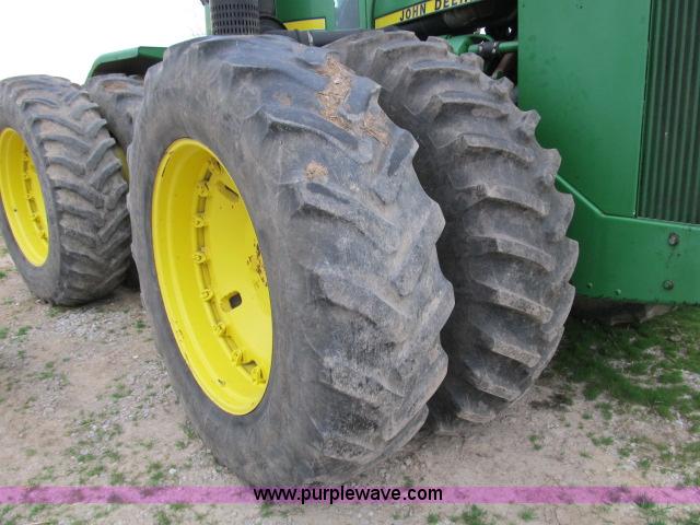 image for item B2664 1982 John Deere 8850 4WD tractor