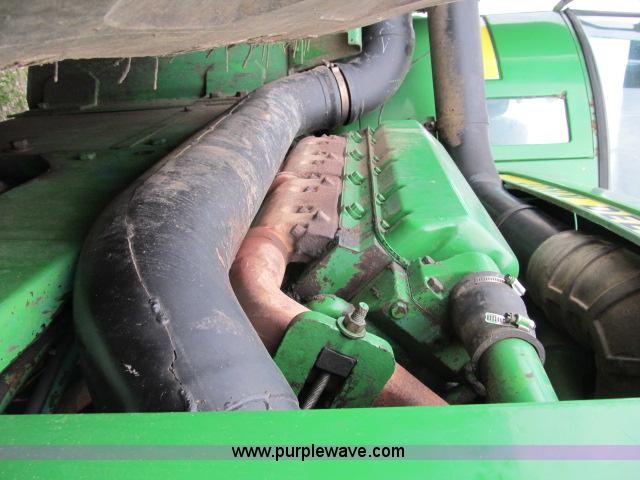 image for item B2664 1982 John Deere 8850 4WD tractor