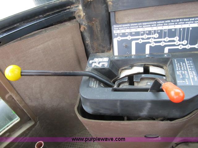 image for item B2664 1982 John Deere 8850 4WD tractor