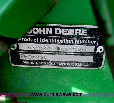 image for item B2664 1982 John Deere 8850 4WD tractor