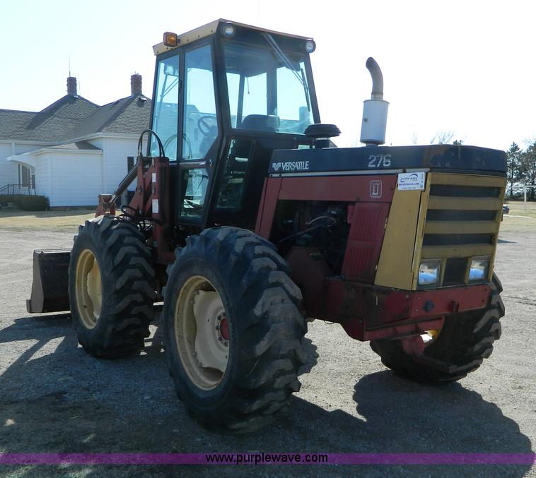 image for item B3556 1988 Versatile 276 II tractor