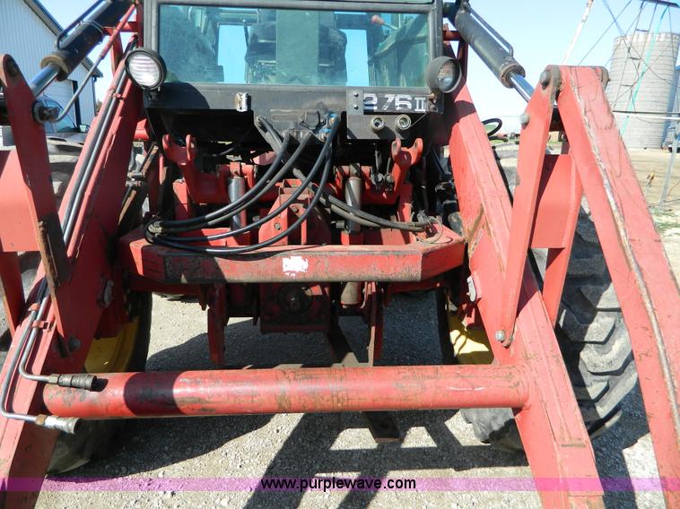 image for item B3556 1988 Versatile 276 II tractor