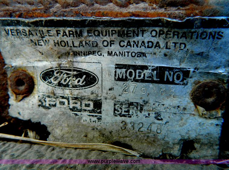 image for item B3556 1988 Versatile 276 II tractor