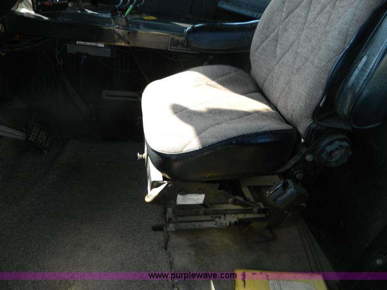 image for item B3557 1995 Ag-Chem TerraGator 1844 self propelled dry applicator