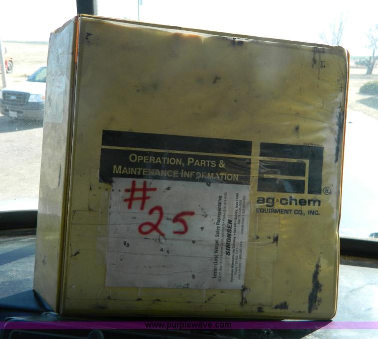 image for item B3557 1995 Ag-Chem TerraGator 1844 self propelled dry applicator