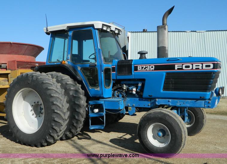 image for item B3561 1991 Ford 8730 tractor