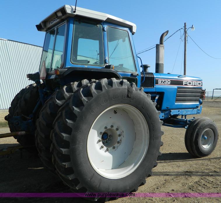 image for item B3561 1991 Ford 8730 tractor