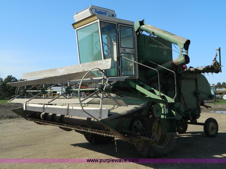 image for item B3562 John Deere 55 combine