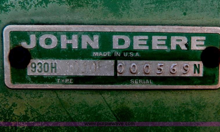 image for item B3563 John Deere 9300H hoe drills