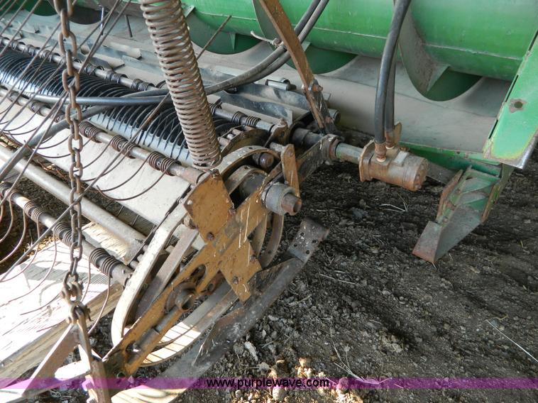 image for item B3568 John Deere pickup reel