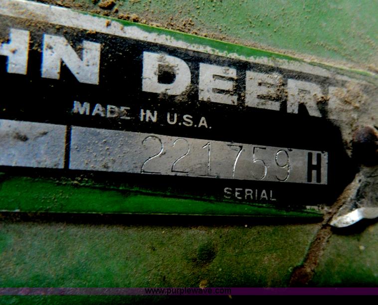 image for item B3568 John Deere pickup reel