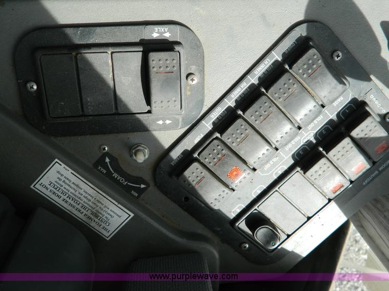 image for item B3569 1997 Tyler Patriot XL self propelled sprayer