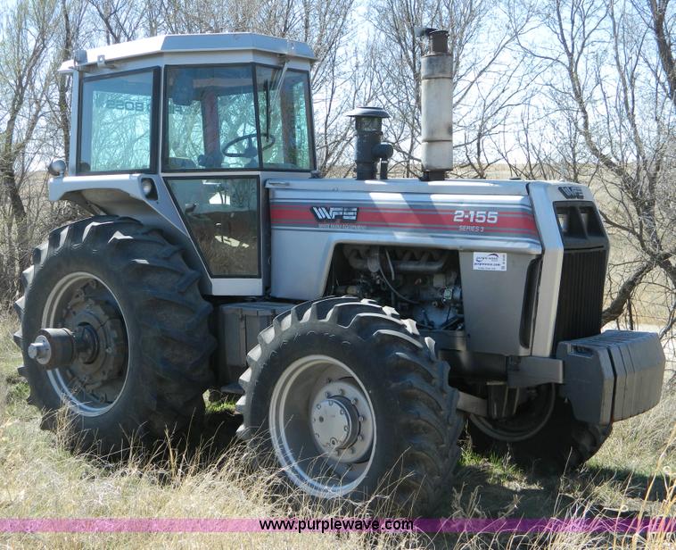 image for item B3592 1982 White 2-155 III MFWD tractor