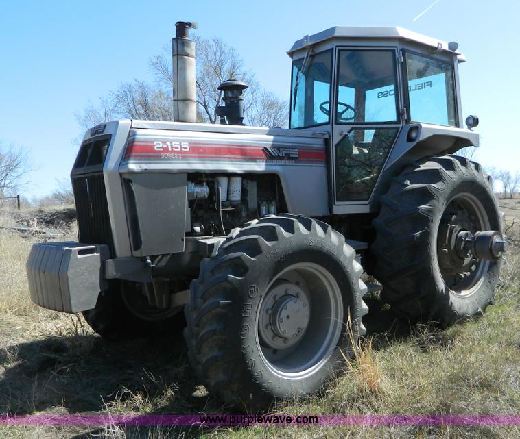 image for item B3592 1982 White 2-155 III MFWD tractor