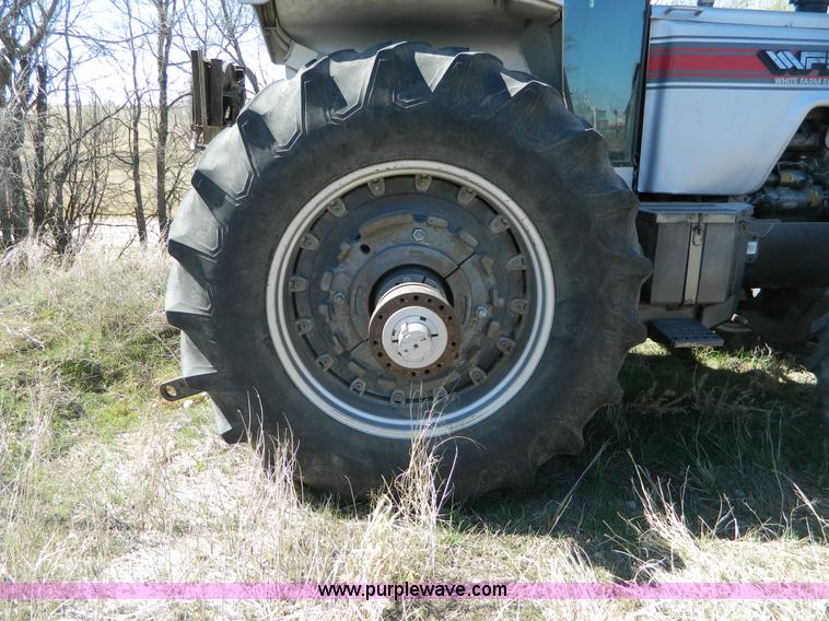 image for item B3592 1982 White 2-155 III MFWD tractor