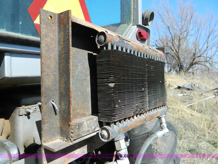 image for item B3592 1982 White 2-155 III MFWD tractor