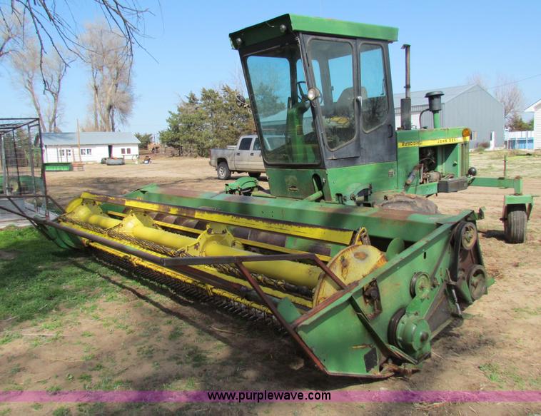 image for item B7203 John Deere 2280 swather
